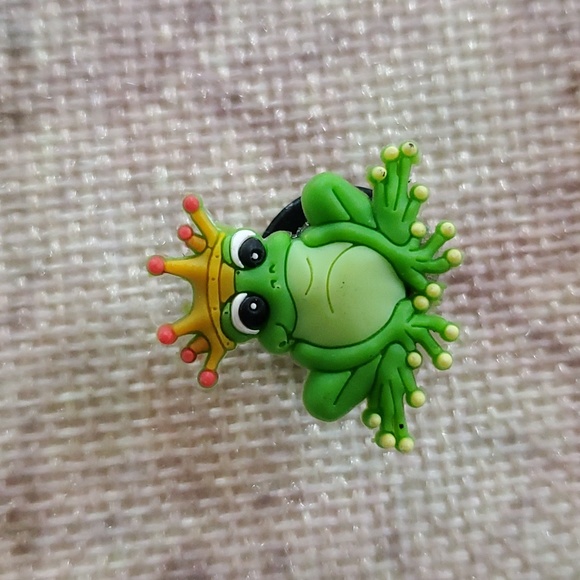 CROCS Other - CROCS Jibbitz Frog Prince